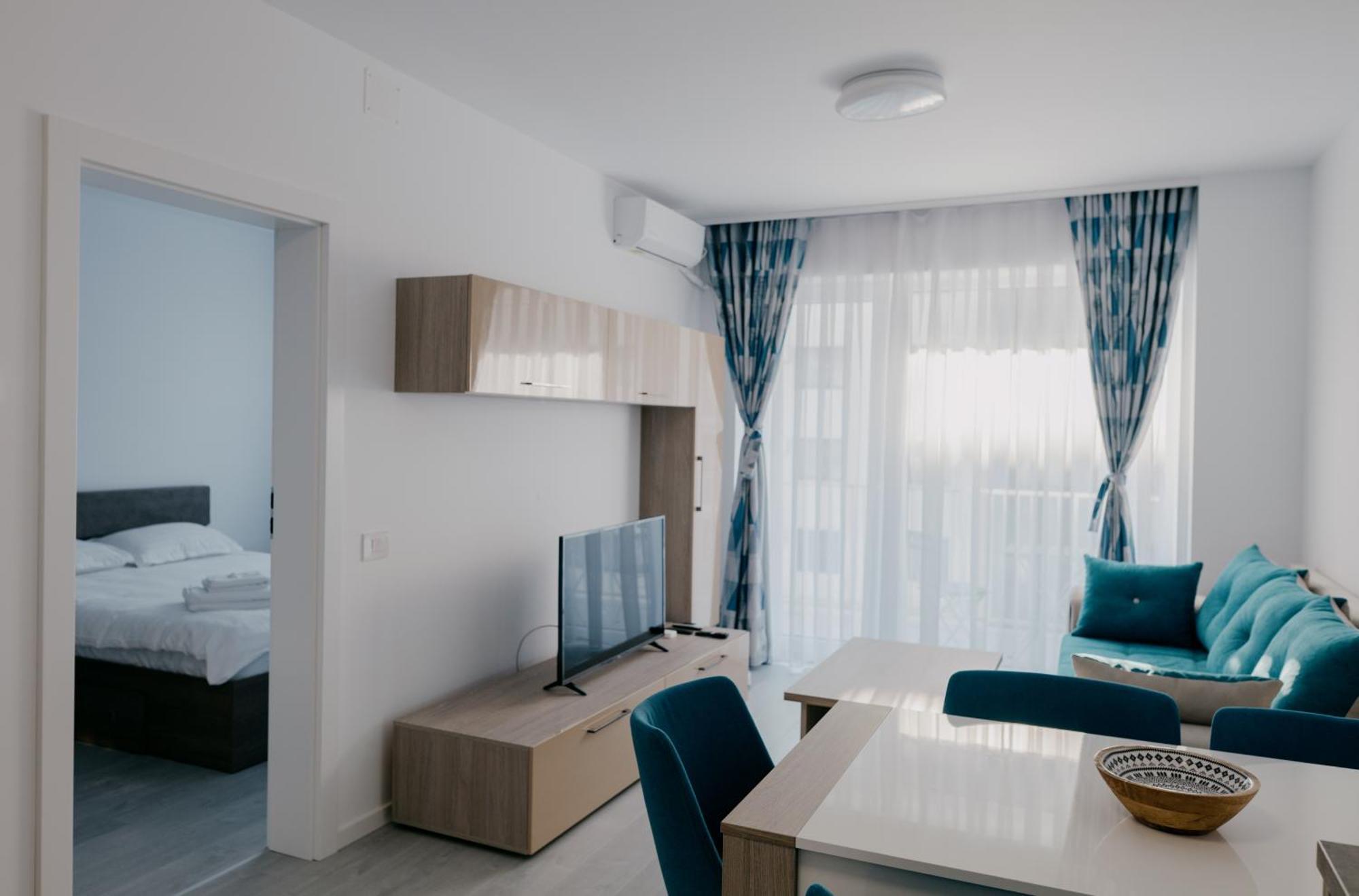 Royal Blue Property ออราแด ภายนอก รูปภาพ